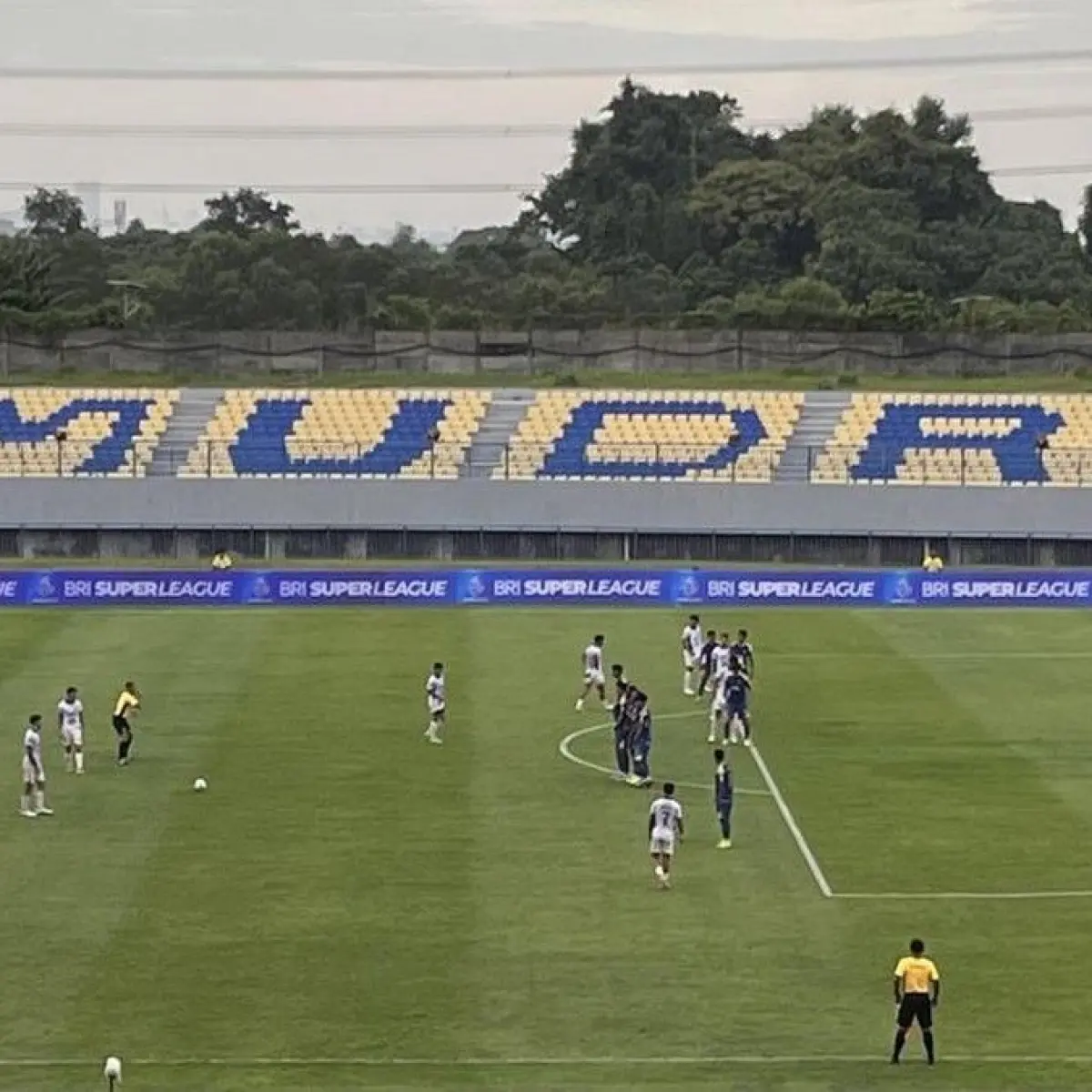 Dominasi Macan Putih di Babak Pertama: Persik Kediri Bungkam Arema FC Tiga Gol Tanpa Balas