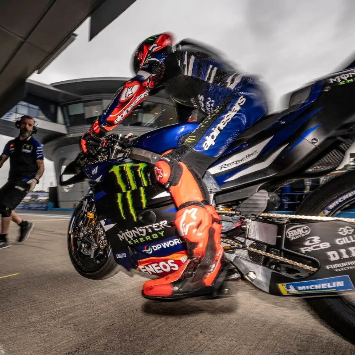 Pengembangan Mesin MotoGP V4 Yamaha Mandek: Tim Akui Hadapi Hambatan Teknis Signifikan