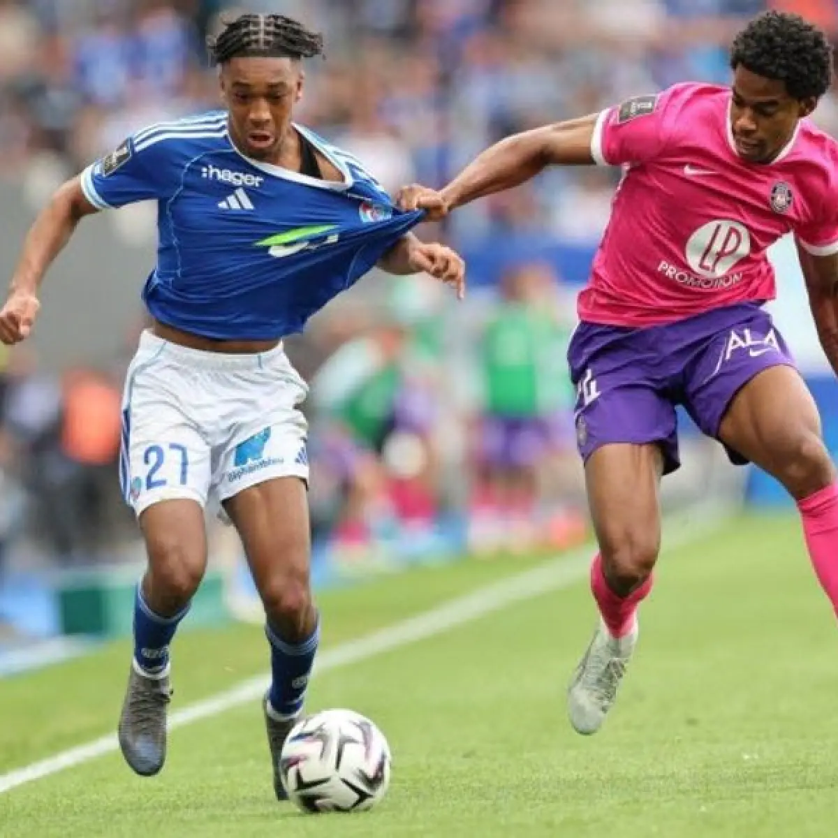 Drama Tujuh Gol Terhenti: Strasbourg dan Toulouse Berbagi Angka di Meinau