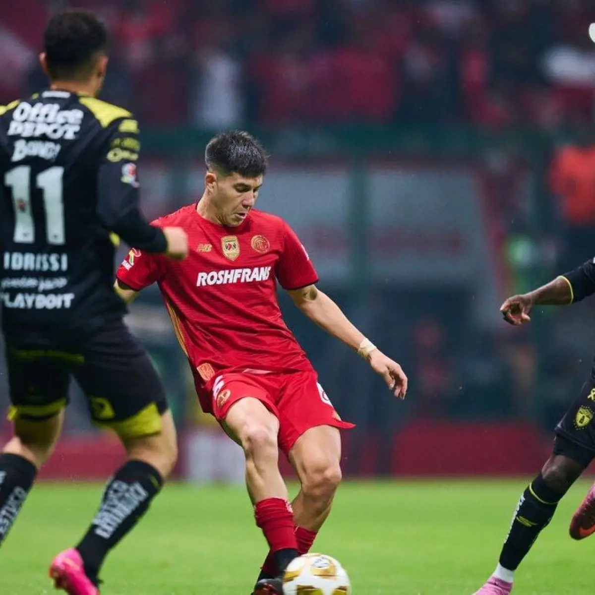 Valencia Bawa Pachuca Raih Kemenangan Tipis di Kandang Toluca pada Leg Pertama Perempat Final Clausura 2026