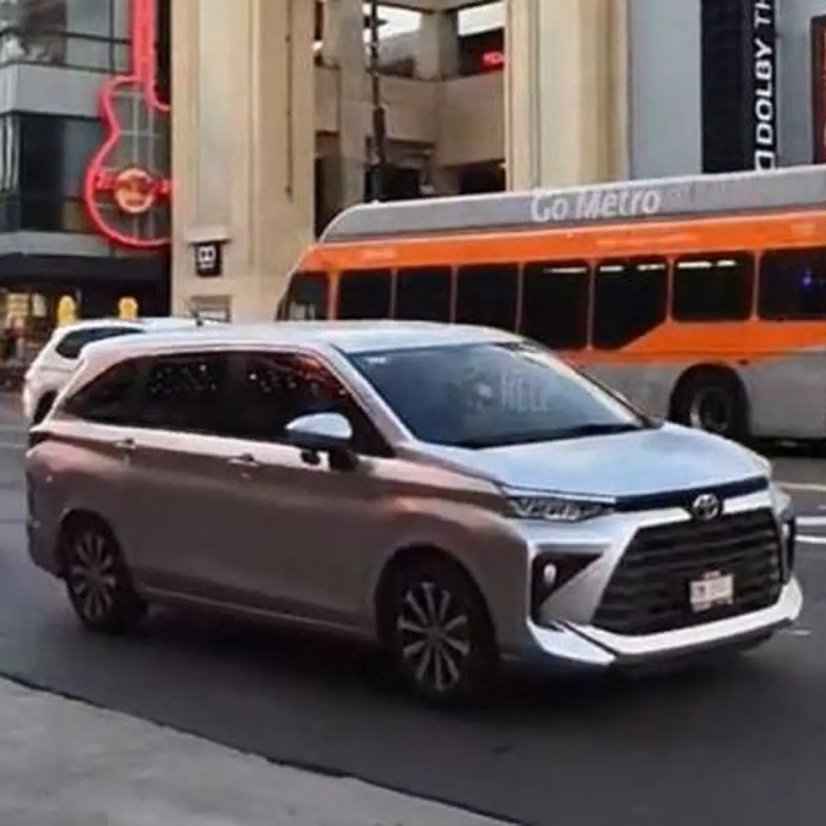 Misteri MPV Indonesia di Negeri Paman Sam: Menguak Spesifikasi Toyota Avanza Meksiko di Los Angeles