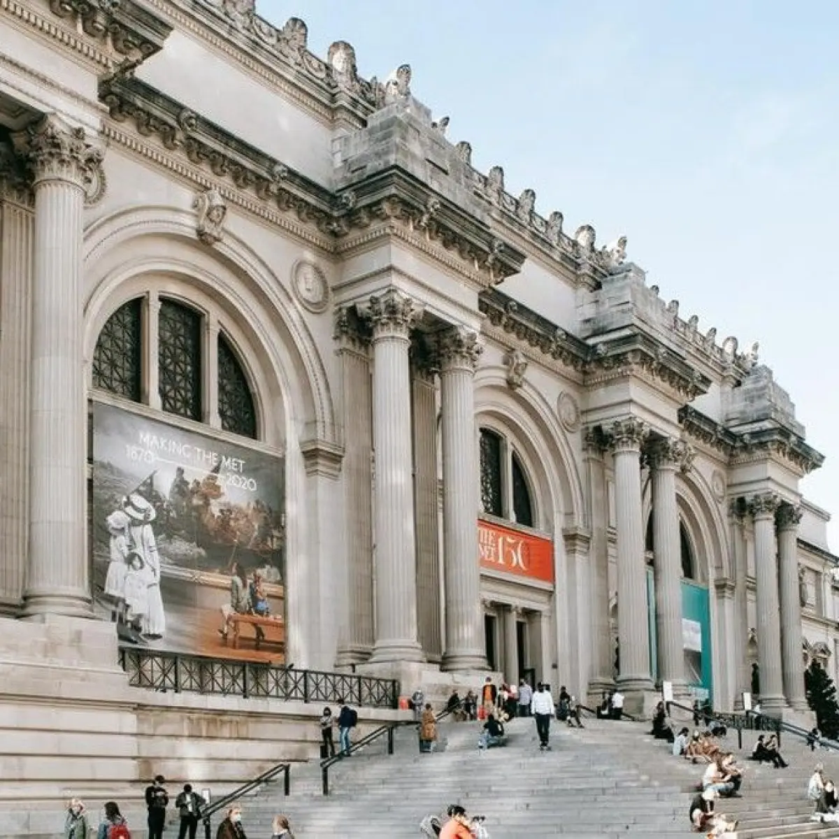 Mengungkap Identitas The Met: Dari Kuil Seni Dunia hingga Panggung Utama Met Gala di Jantung Manhattan