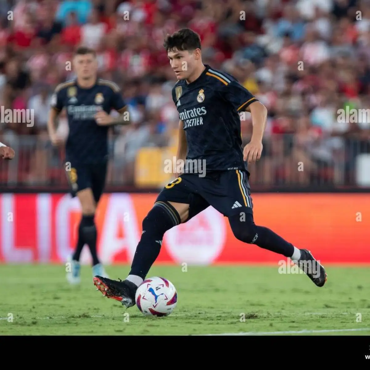 Duel Penentuan Nasib Zona Degradasi Liga Hypermotion: Almeria Hadapi Tekanan Mirandes
