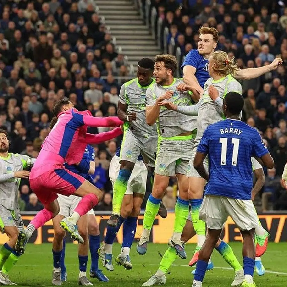 Drama Tujuh Gol Tersaji, Manchester City Tertahan Imbang Dramatis oleh Tuan Rumah Everton