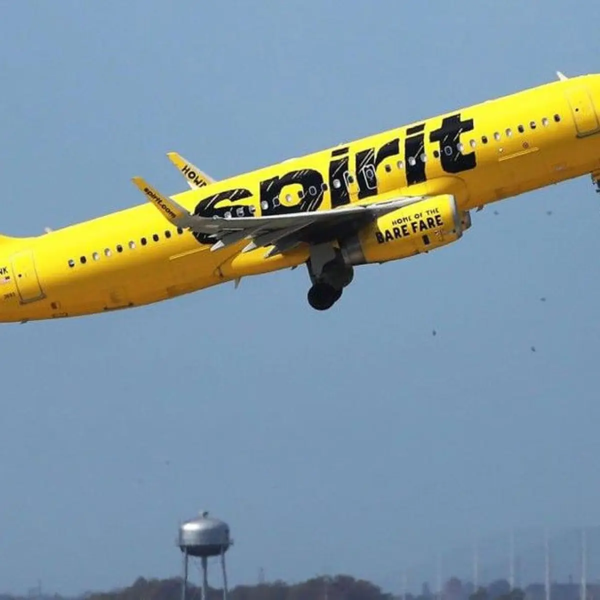 Spirit Airlines Hentikan Operasi, Kebangkrutan Kedua Dipicu Lonjakan Biaya Bahan Bakar Global