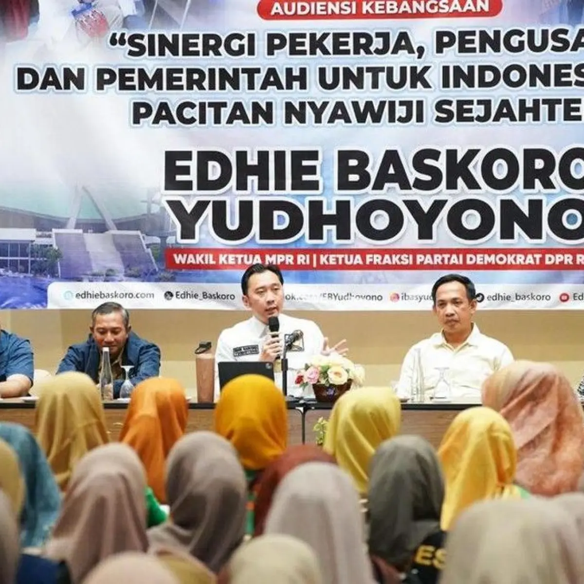 Ibas Yudhoyono Tegaskan Perlindungan Komprehensif untuk Pekerja Pacitan: Mulai dari Keselamatan hingga Kesejahteraan Sosial
