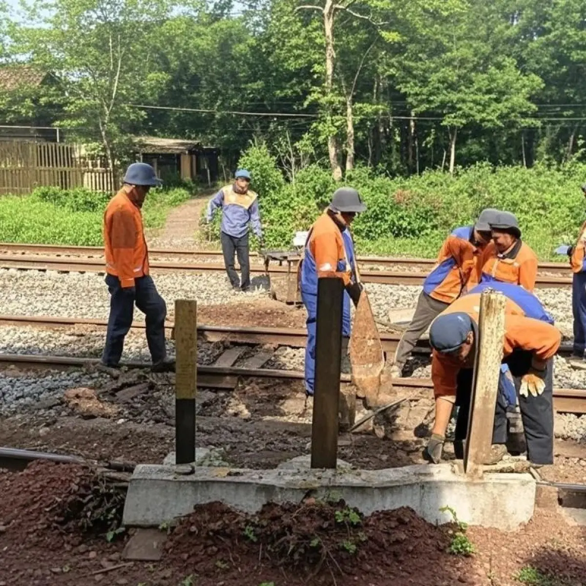 Kolaborasi Lintas Sektoral Digalakkan: Pemerintah dan KAI Targetkan Revitalisasi 1.810 Titik Rawan Kecelakaan Kereta Api