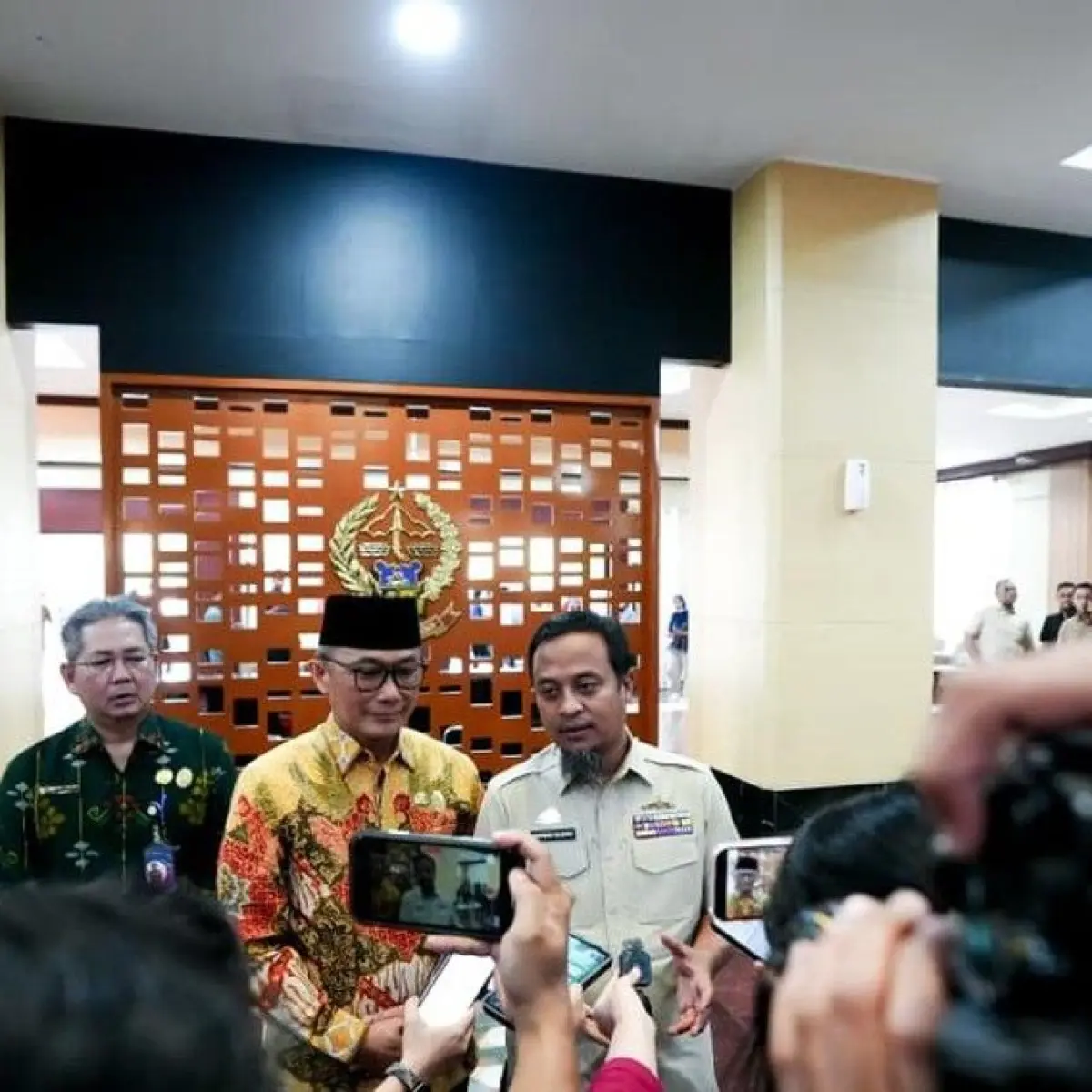 Foto: Gubernur Sulsel Andi Sudirman Sulaiman dan Kepala BKN RI Zudan Arif Fakrulloh di Kantor Gubernur Sulsel. Dokumen Istimewa