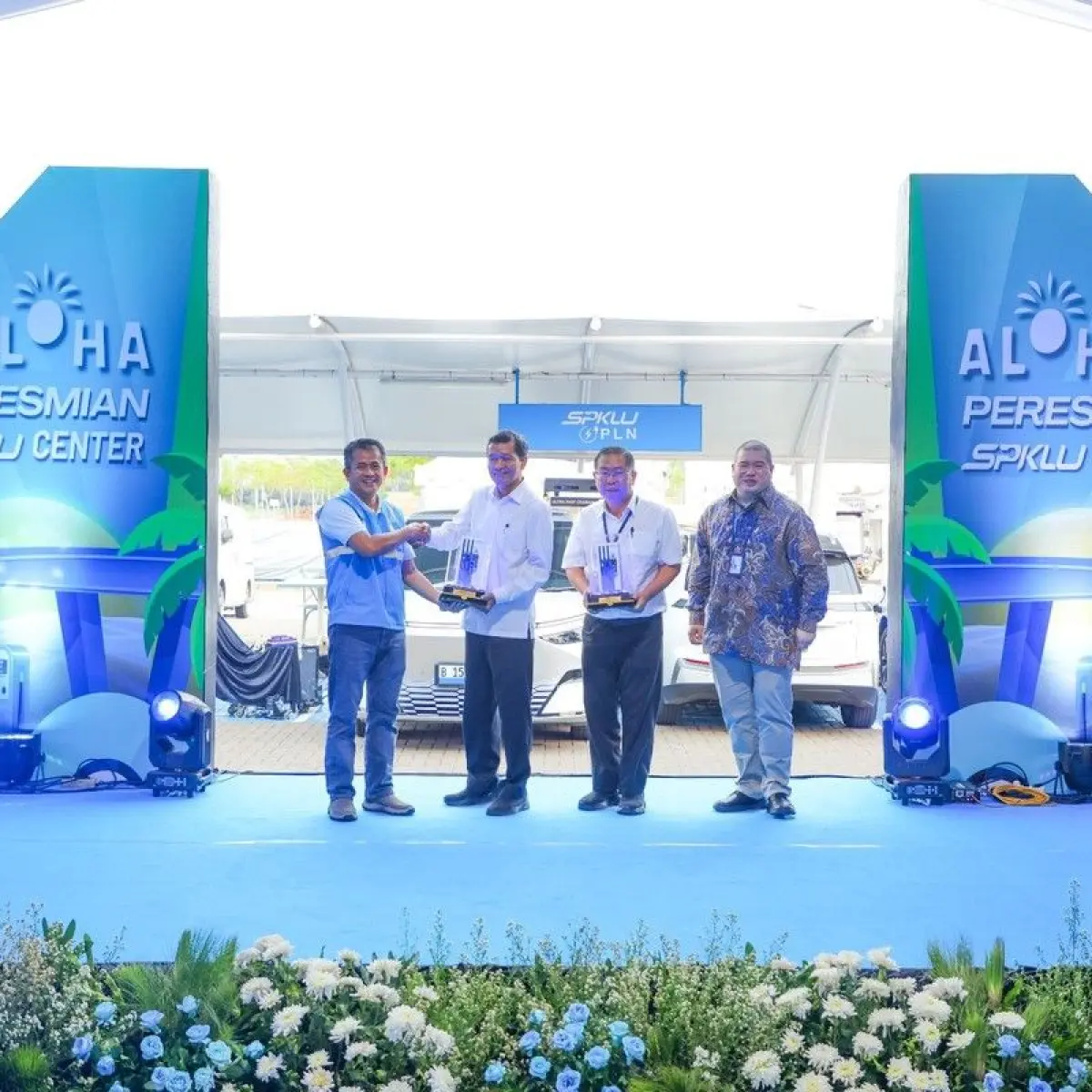 PLN dan Agung Sedayu Group Hadirkan Stasiun Pengisian Kendaraan Listrik Umum Ultra Cepat Perdana di PIK 2