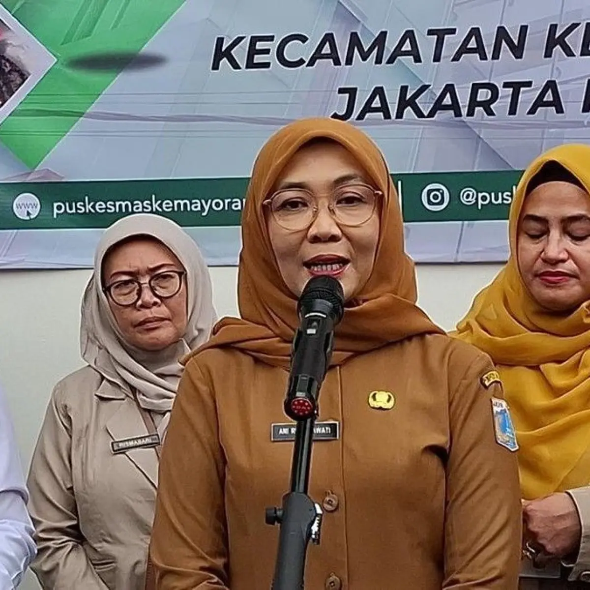 Misteri Keracunan Massal di Sekolah Jakarta Timur: Ratusan Siswa Sakit Setelah Santap Menu Bergizi Program Pemprov