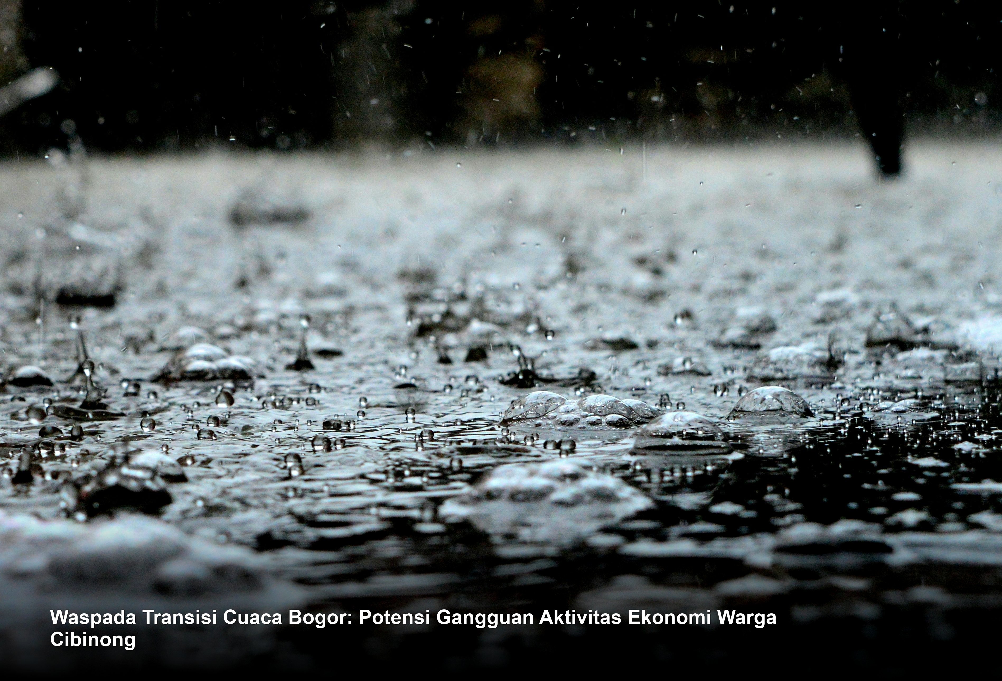 Waspada Transisi Cuaca Bogor: Potensi Gangguan Aktivitas Ekonomi Warga Cibinong