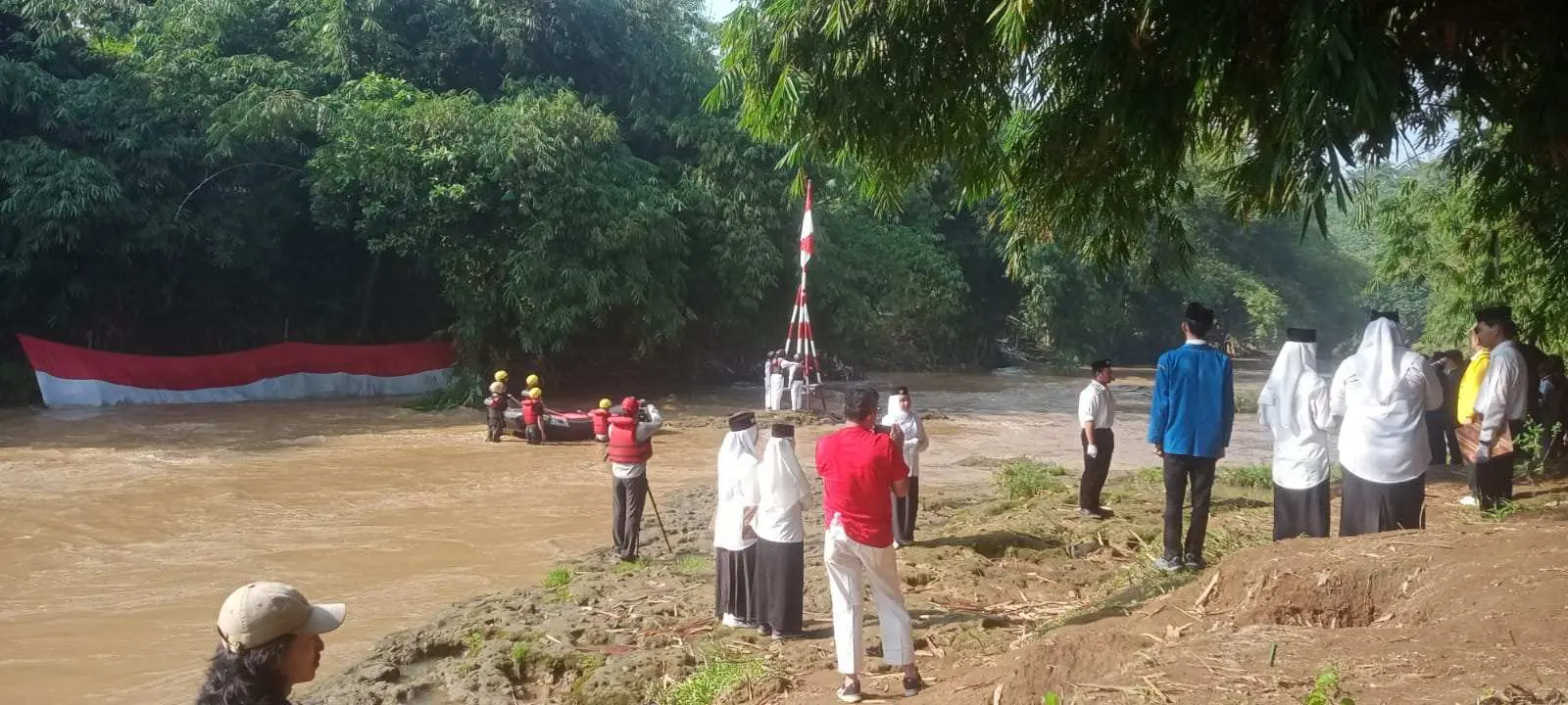Komunitas Ciliwung Depok Bertekad Bebaskan Sungai dari Sampah