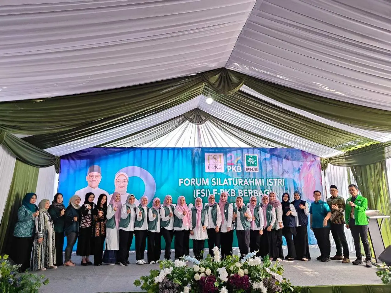 Forum Silaturahmi Istri (FSI) Fraksi-PKB Gelar Bakti Sosial Dan Pengobatan Gratis Di Kabupaten Tangerang, Dalam Rangka Harlah Ke-27 Partai PKB