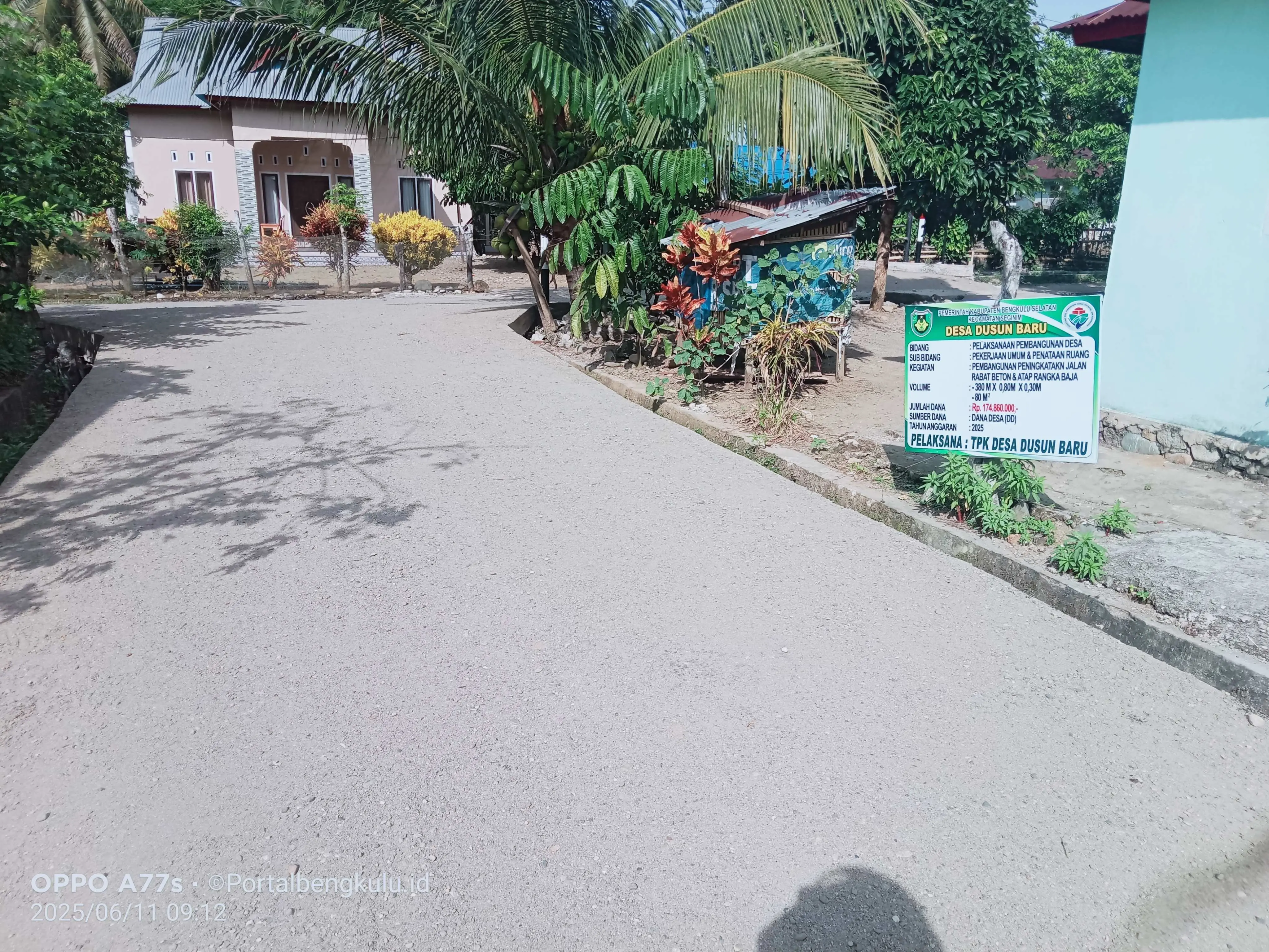 Pembangunan Peningkatan Jalan Rabat Beton Desa Dusun Baru Diduga Asal Jadi, Inspektorat Wajib Audit!