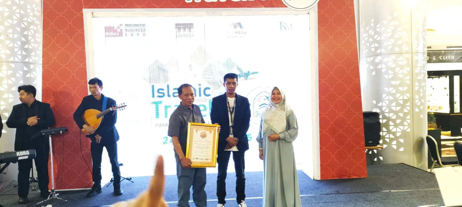 Islamic Travel Fair Ramaikan Trans Studio Mall Cibubur