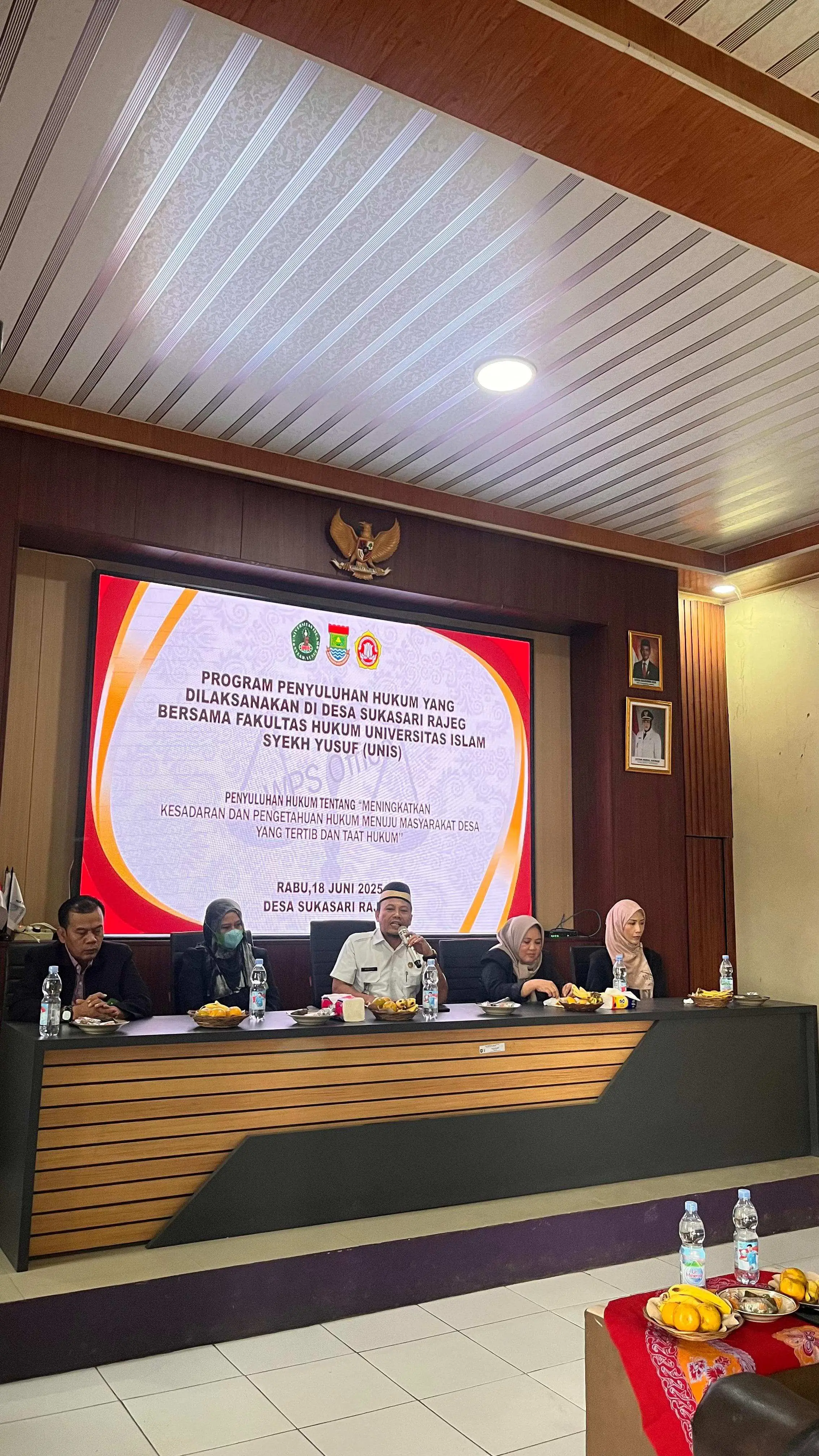 Penyuluhan Kesadaran Hukum Kepada Masyarakat, Desa Sukasari Gandeng Fakultas Hukum UNIS Tangerang