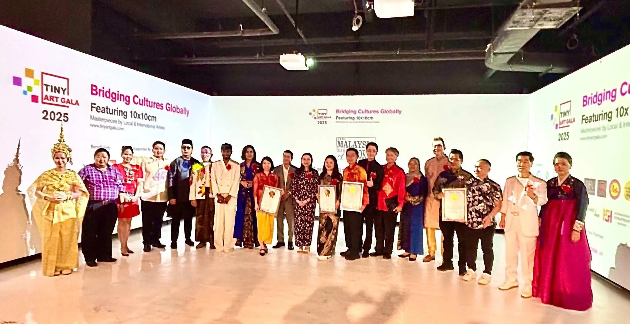 Athan Siahaan, Designer yang Wakili Indonesia: Hadiri Tiny Art Gala 2025 di Malaysia