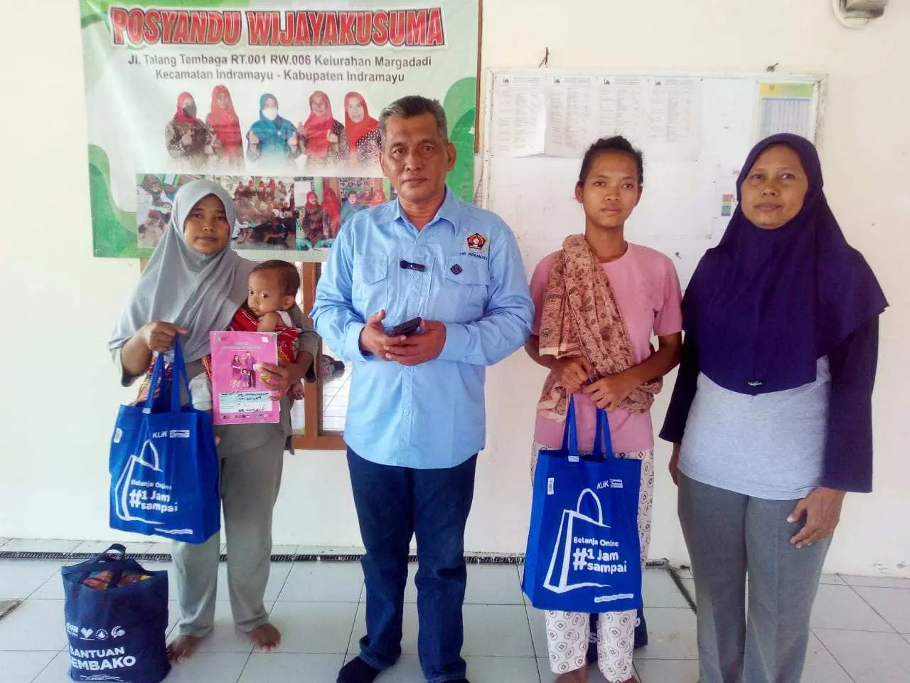 Jumat Berkah, PWI Indramayu Berbagi Kebahagiaan