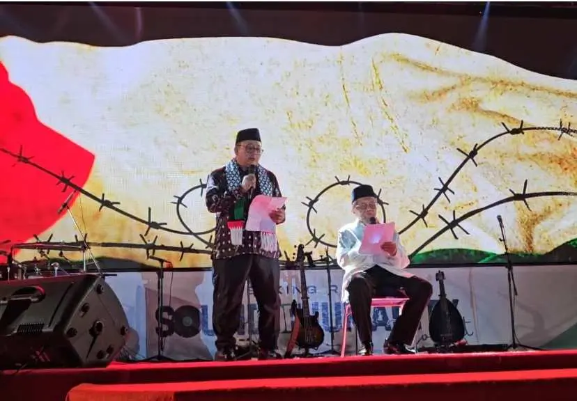 Konser Mohamed Tarek di Depok, Puisi Taufiq Ismail dan Ricky Kurniawan tentang Palestina Tampil Menggugah