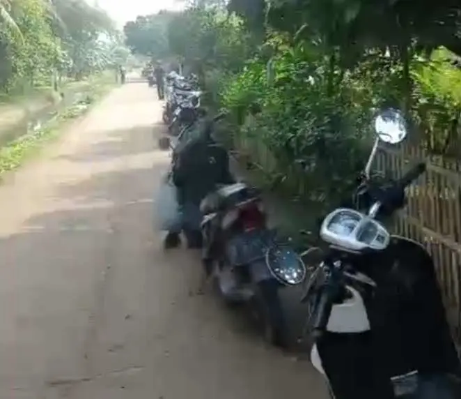 Kades Pangarengan dan Warga Tindak Lanjut Intruksi Camat Rajeg Prihal Jurasik