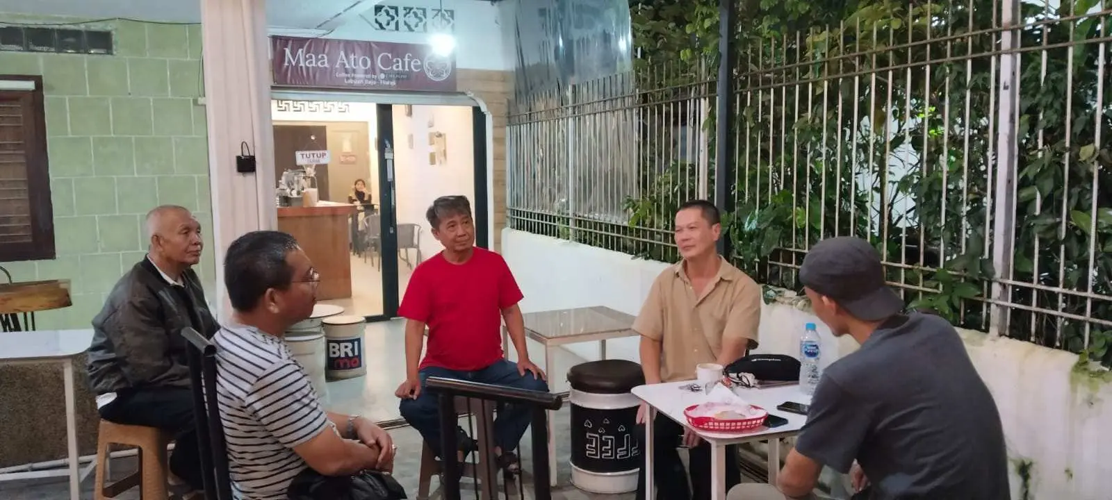 IMDI Bersinergi Bersama Pemilik Cafe Maa Ato Sambil Ngobrol Santai 