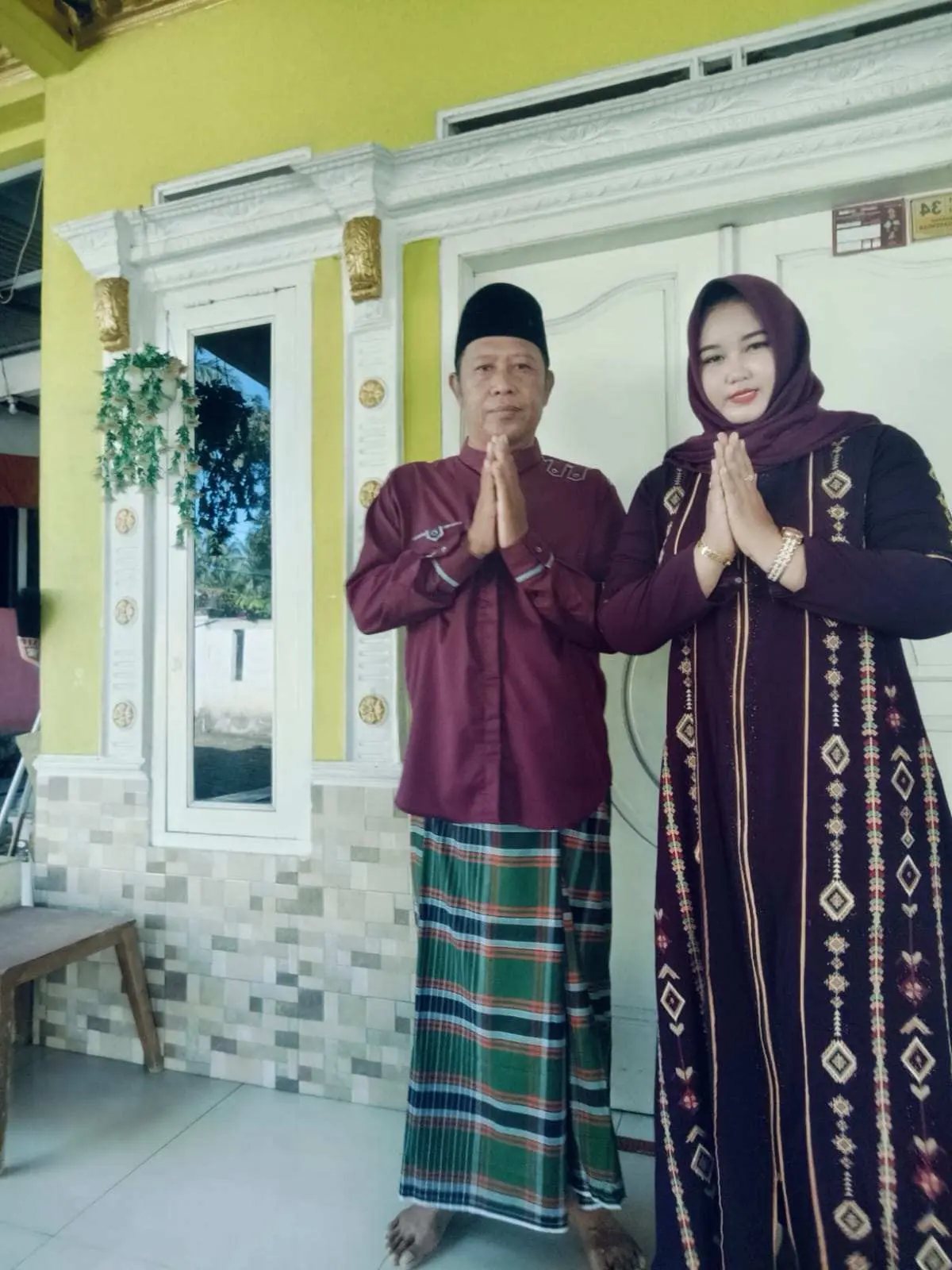 Segenap wartawan dan Pimpinan Redaksi Portalbanten Mengucapkan minal aidzin Wal faizin