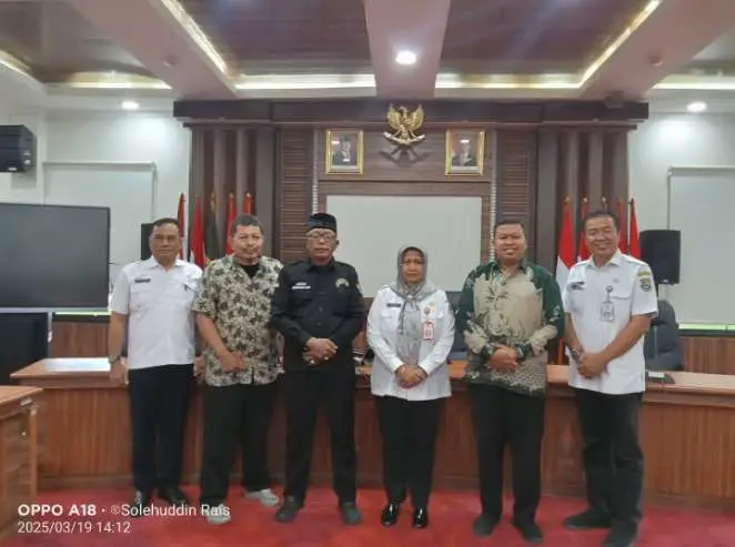 DPRD Komisi 1 Berikan Fasilitas RDP Forum Media Banten Ngahiji Dengan Diskominfo 