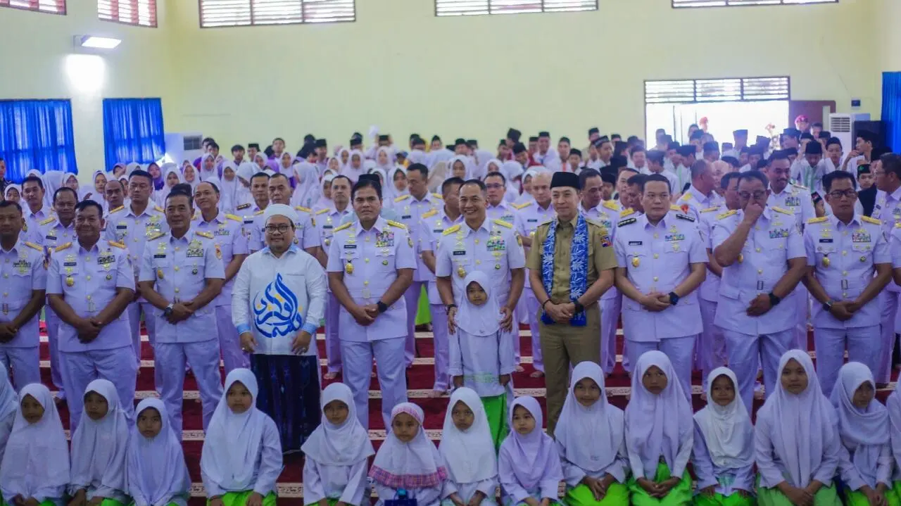 HUT ke-80 TNI AL, Ponpes Tarbiyatushibbyan Gelar Doa Bersama dan Santunan