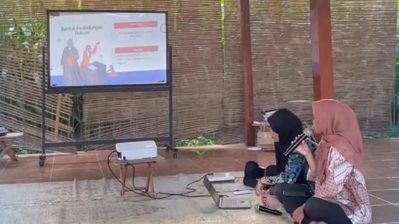 Mahasiswa KKN Unisri Gelar Sosialisasi Perlindungan Hukum Bagi Pengguna E-Wallet