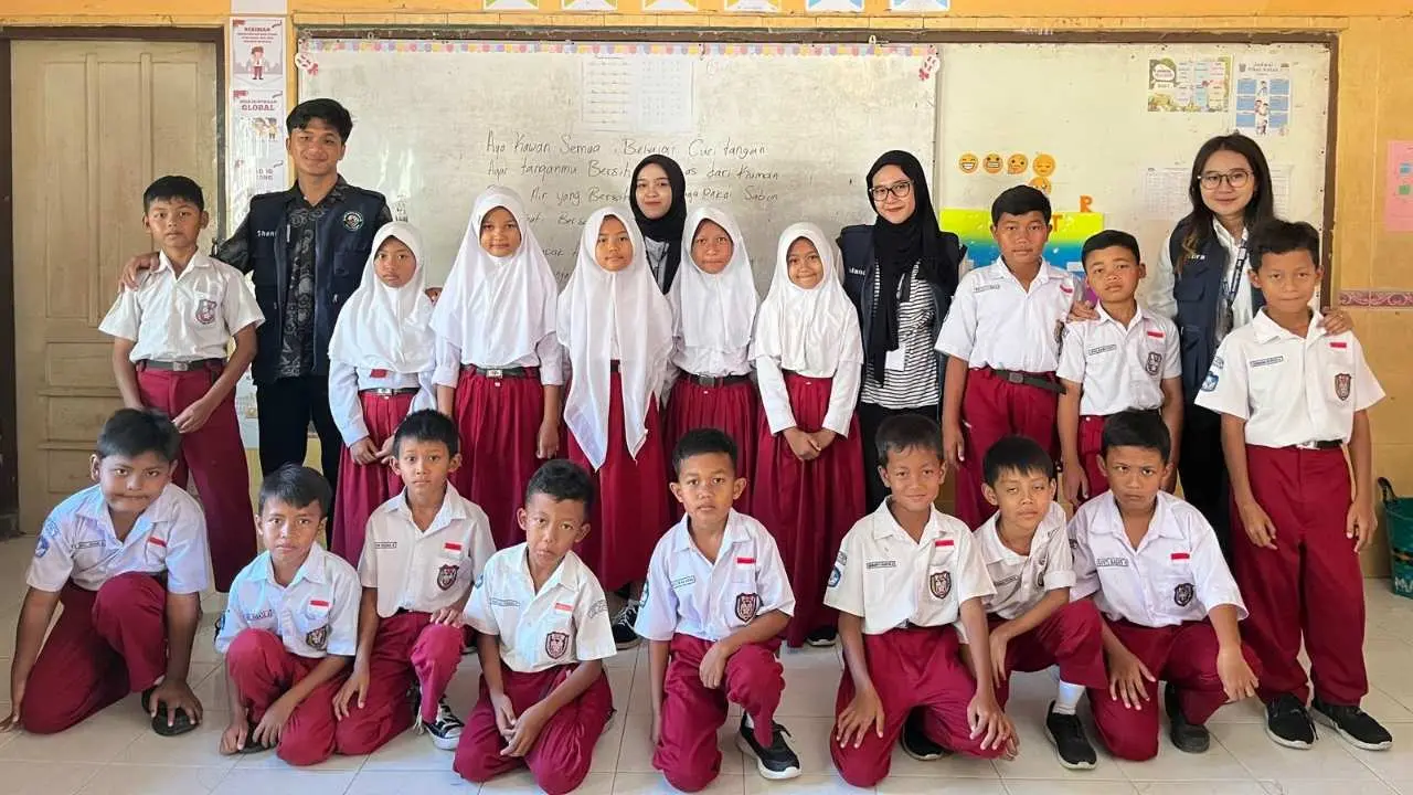 Mahasiswa KKN Unisri Edukasi PHBS:Cuci Tangan Pakai Sabun dengan Baik dan Benar