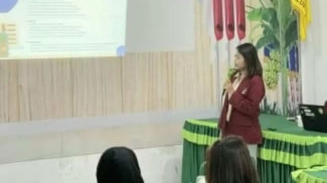 Cegah Generasi Muda Terjebak Pinjol Ilegal, Mahasiswi UNISRI Edukasi Karang Taruna Blulukan