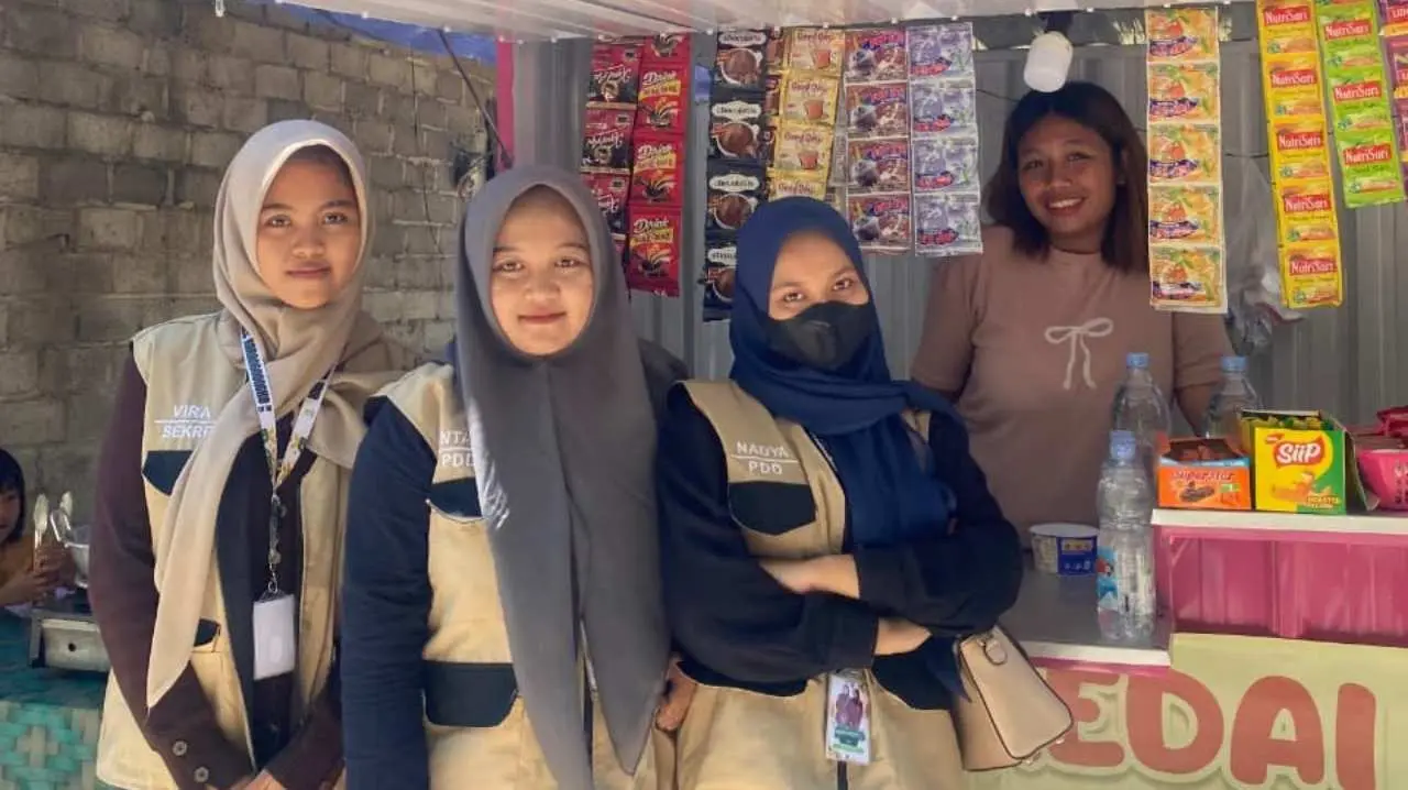 KKN Kelompok 48 Unisri 2025, Pengenalan Digital Marketing sebagai Strategi Pemasaran pada UMKM