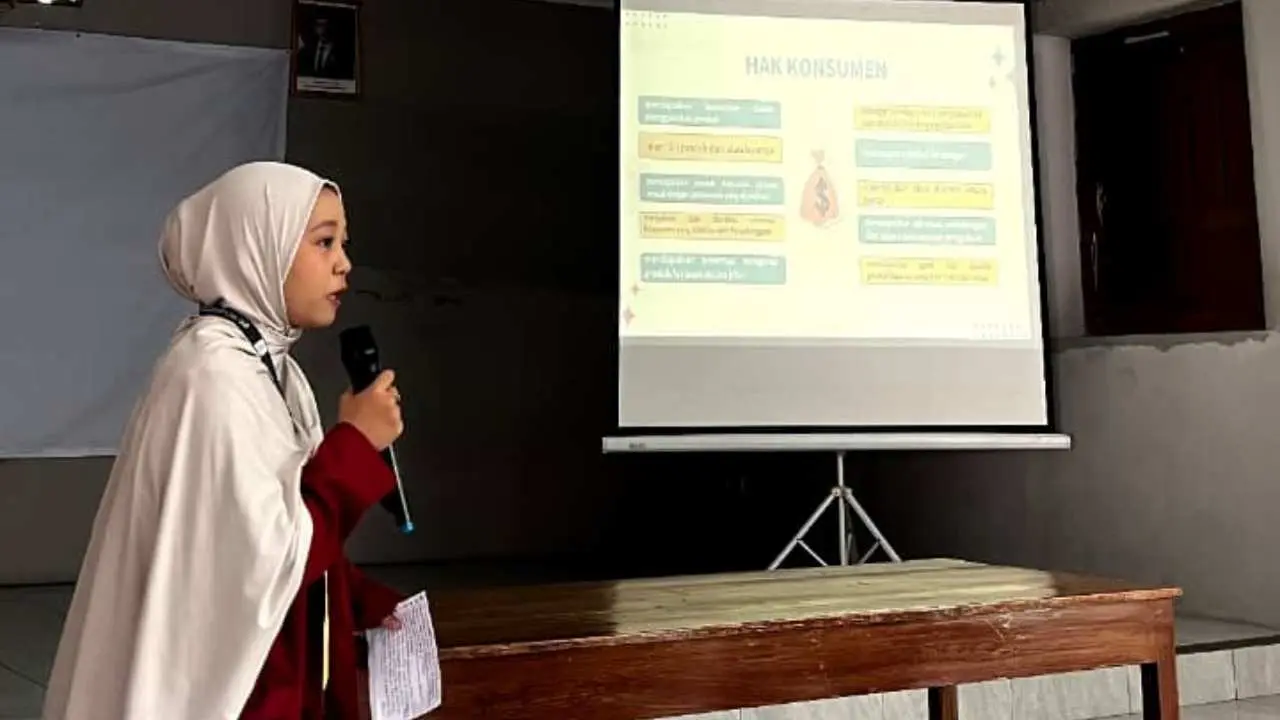 Dari Digital hingga Dapur, Mahasiswa KKN Unisri Tingkatkan Literasi Digital dan Keterampilan Ibu - ibu