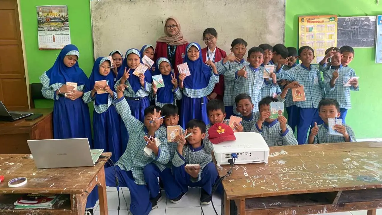 Pendampingan Pengembangan Branding UMKM Lokal Melalui Promosi dengan Desain Banner Kreatif