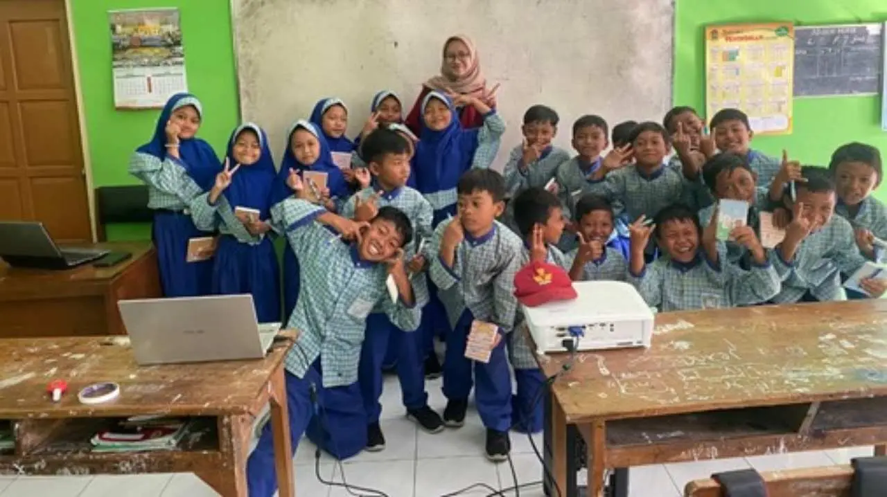 Sosialisasi Pentingnya Pendidikan Karakter di SDN 2 Kayumas