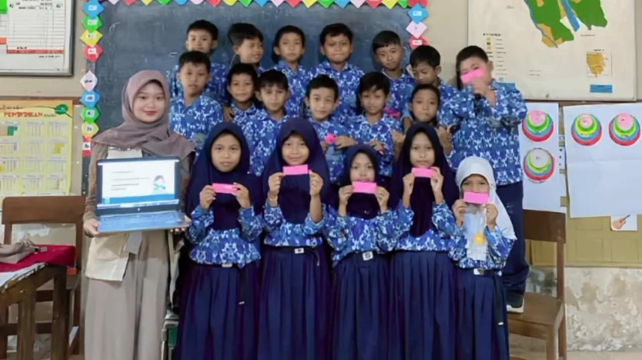 Literasi Keuangan: Membangun Mindset Menabung Sejak Dini