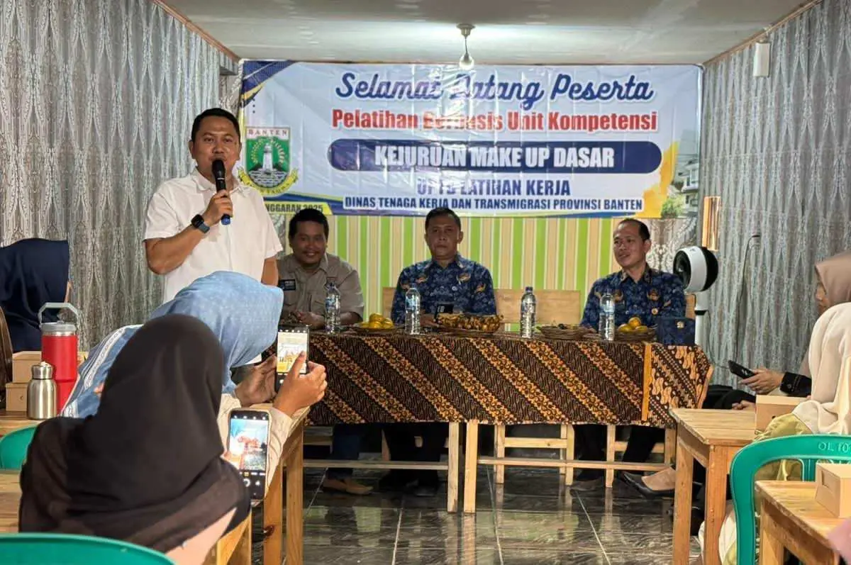 Gelar Pelatihan Dasar Make Up Bersama UPTD BLK Banten, Dedi Muhdi: Semoga Memicu Tumbuhnya Lapangan Kerja Baru