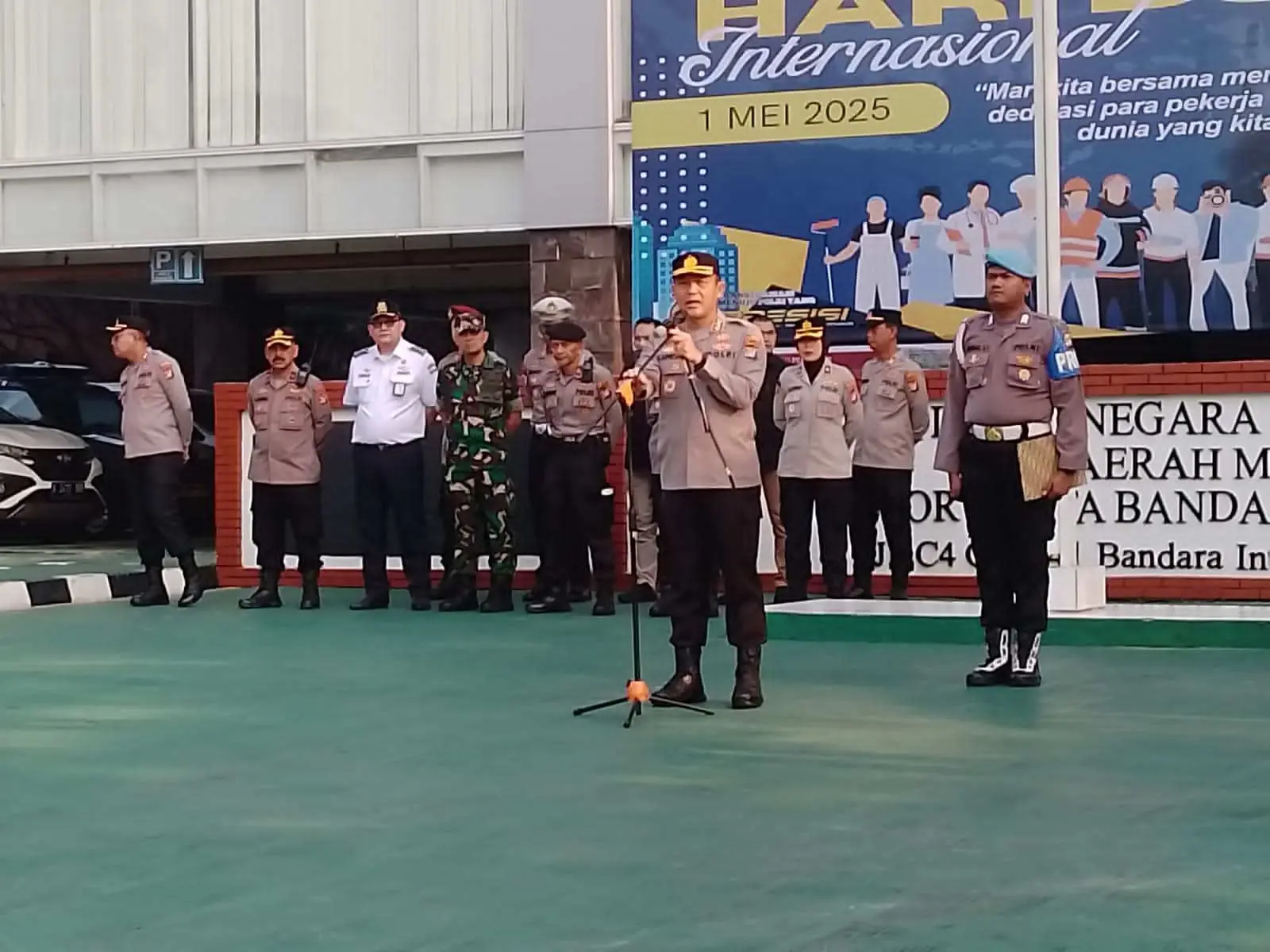 TNI-Polri Kompak Kawal Aksi Damai May Day di Wilayah Btc