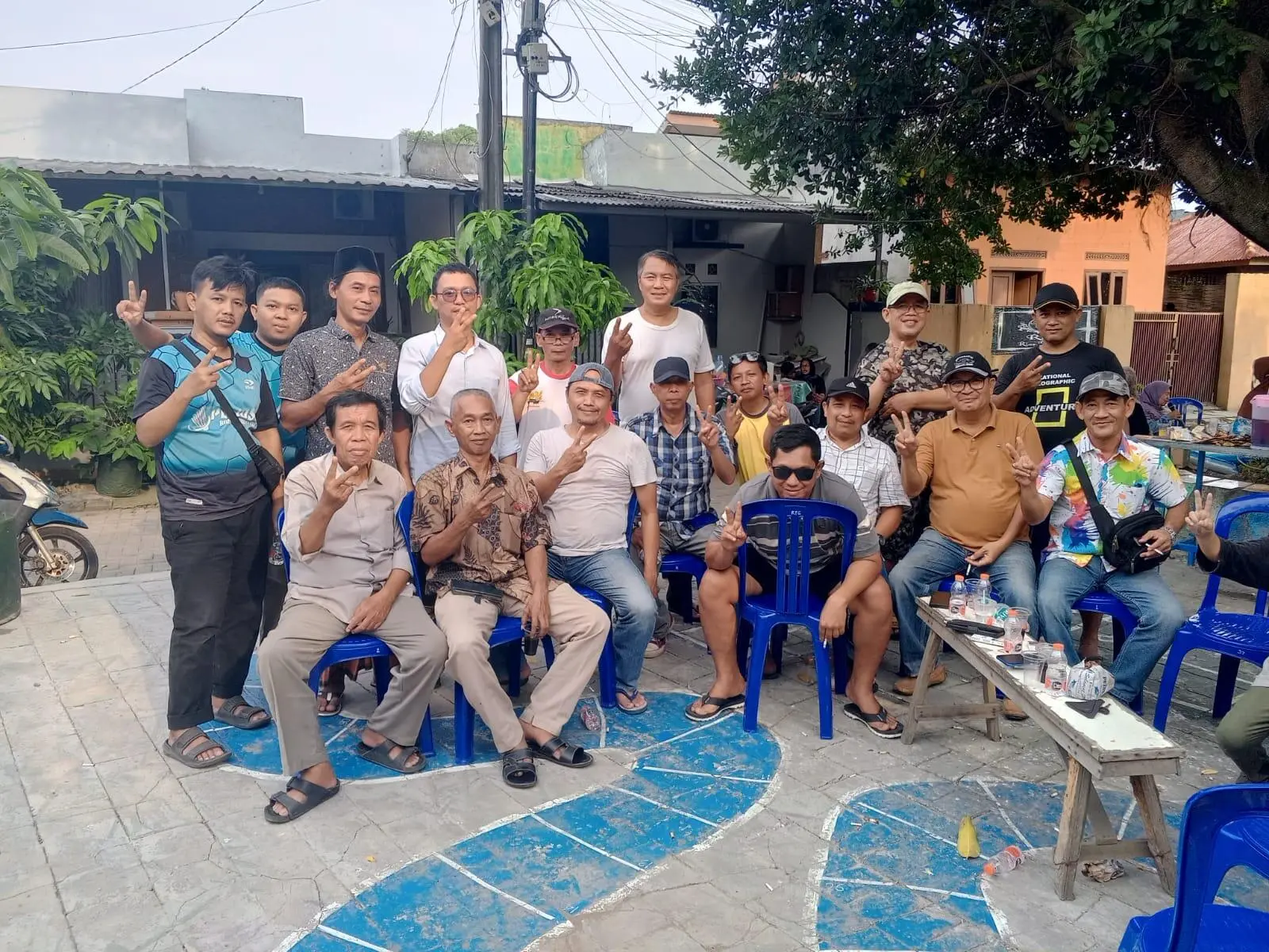 Warga Perum Puri Mekar Desa Mekarsari Melaksanakan Pesta Demokrasi Pemilihan RW 08