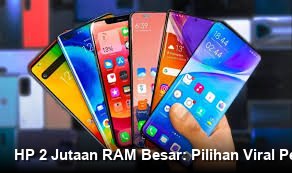 Tumpukan beberapa model ponsel pintar modern dengan fokus pada tampilan antarmuka multitasking yang lancar.