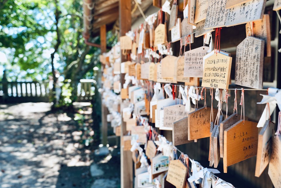 Menganalisis Dinamika Harga Emas: Aset Lindung Nilai di Tengah Volatilitas